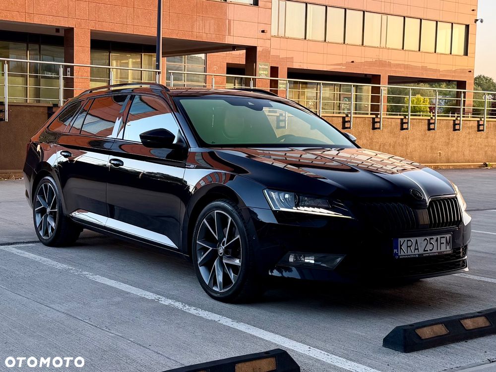 Skoda Superb 2.0 TDI Sportline DSG - 12