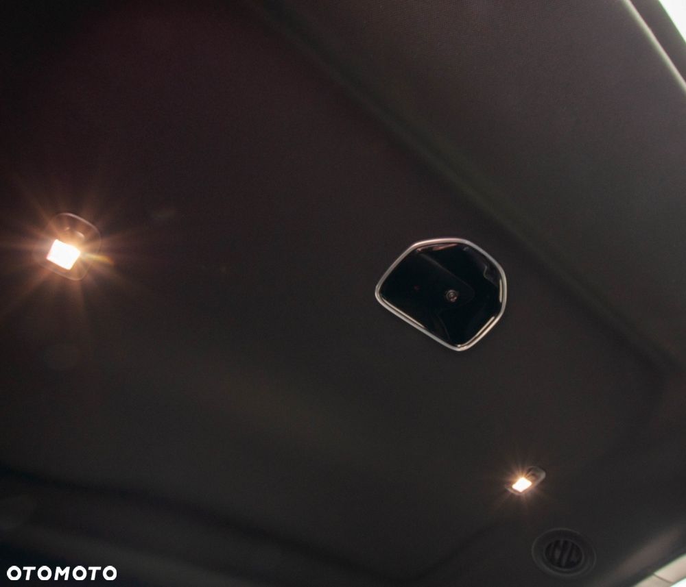 Chrysler Pacifica - 38