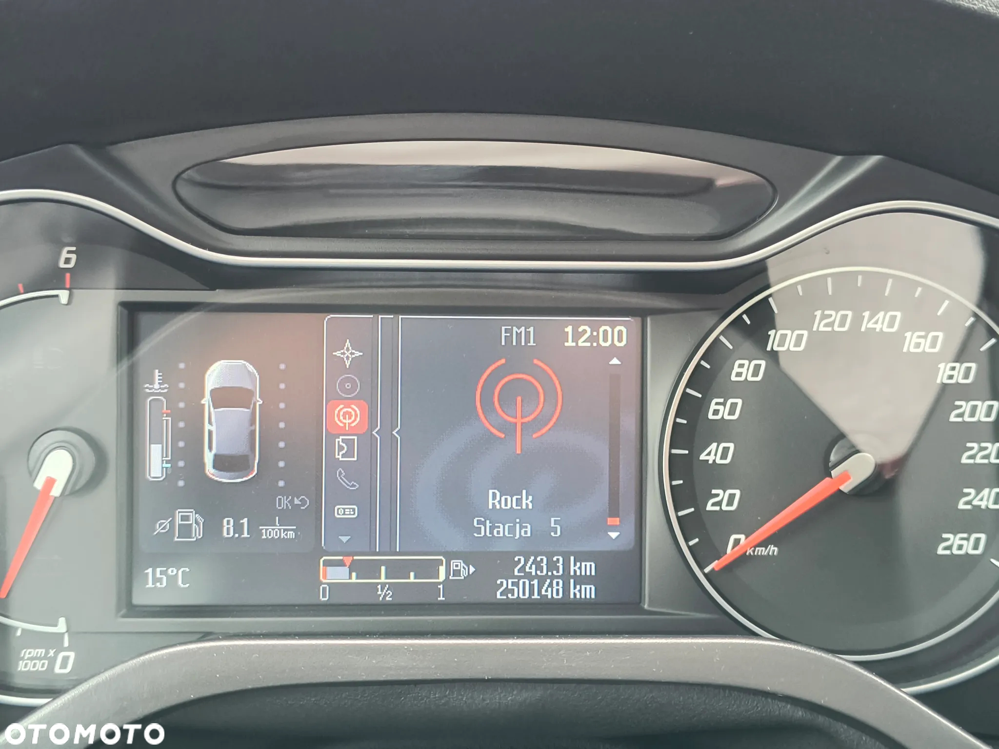 Ford S-Max 2.0 TDCi DPF Titanium MPS6 - 17