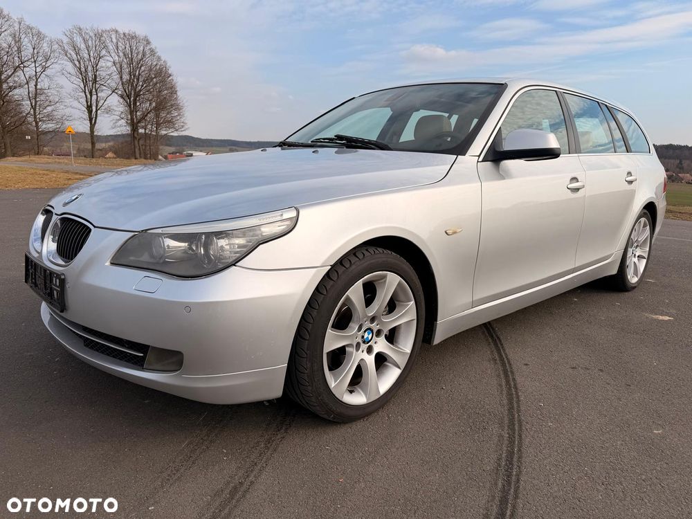 BMW Seria 5 525d xDrive - 1
