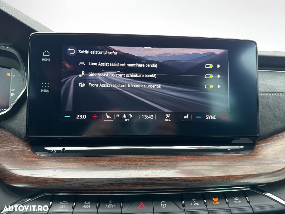 Skoda Octavia 2.0 TDI DSG 4X4 Scout - 24