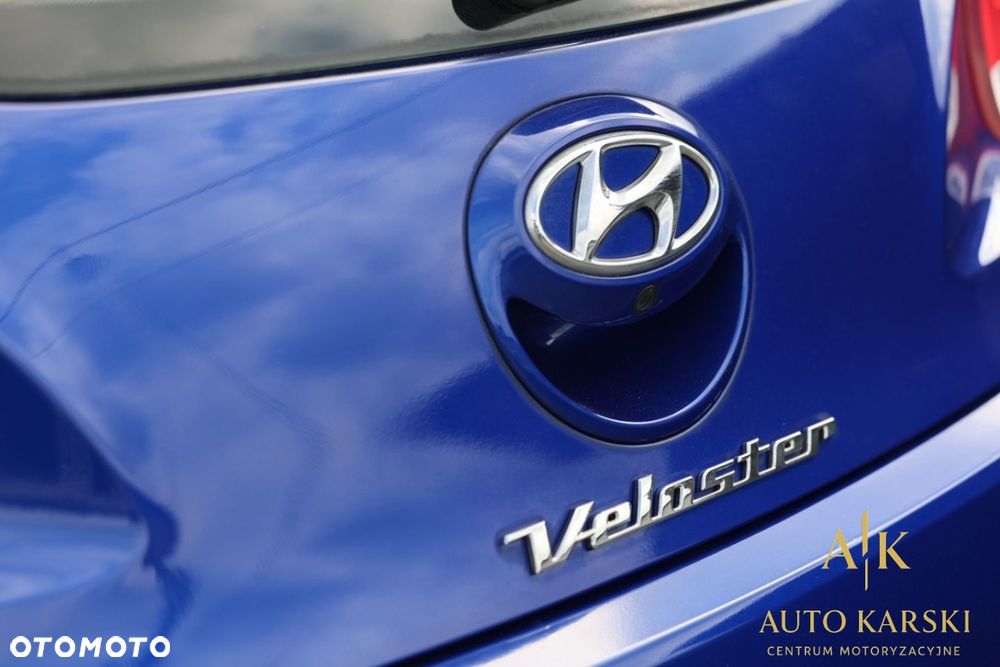 Hyundai Veloster - 17