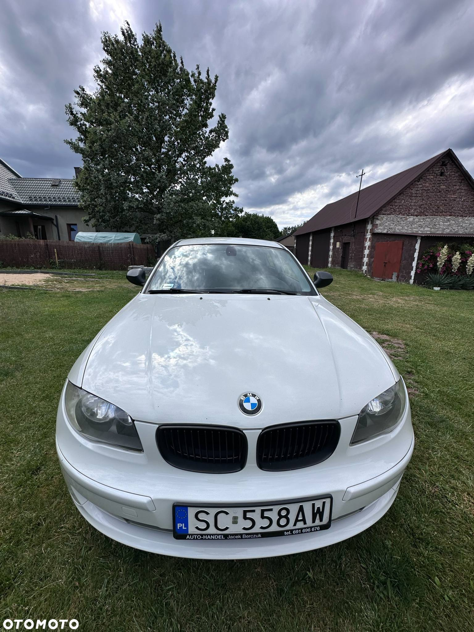 BMW Seria 1 - 2