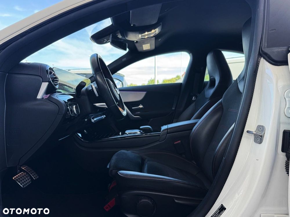Mercedes-Benz CLA 180 mHEV AMG Line 7G-DCT - 10