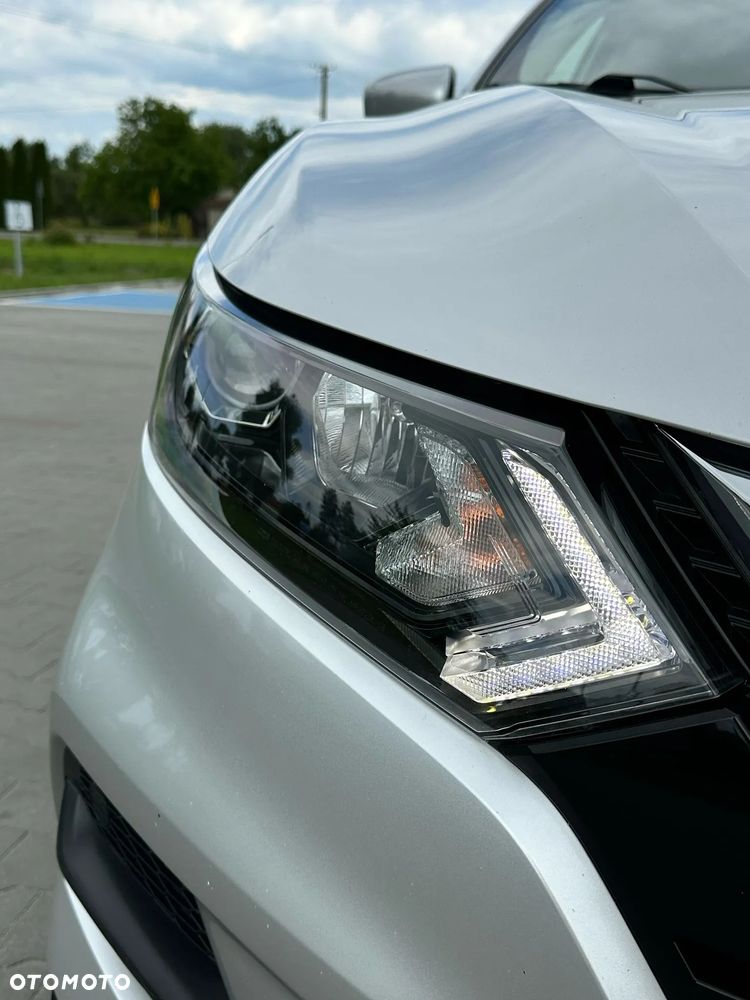 Nissan Rogue - 9