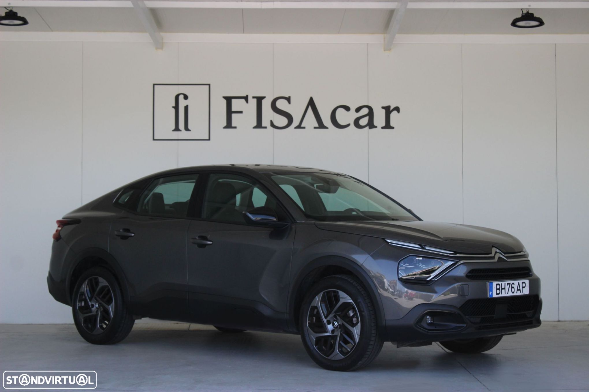 Citroën C4 X 1.2 PureTech Plus EAT8 - 1