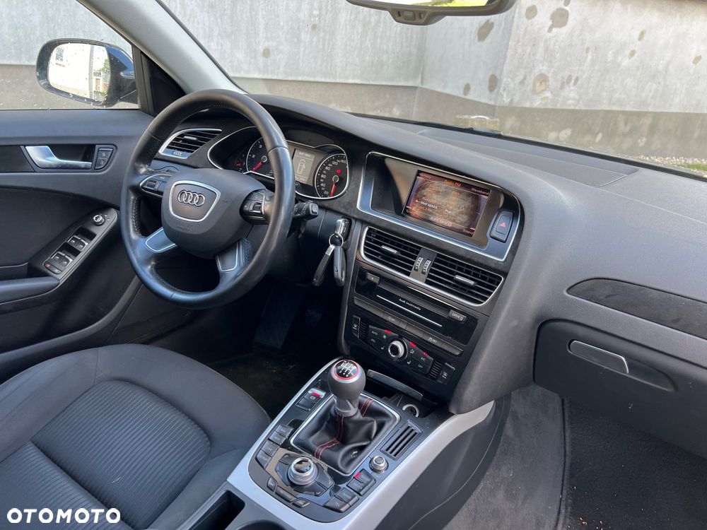 Audi A4 Avant 2.0 TDI ultra sport - 19