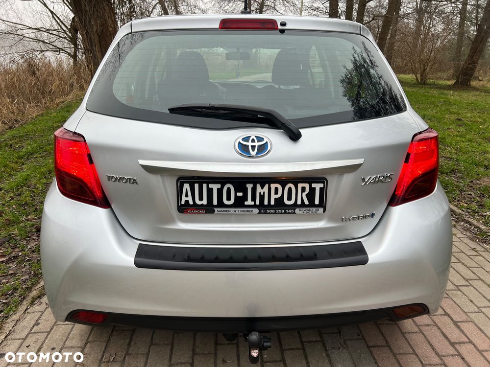 Toyota Yaris ver-1-2-turbo-team-deutschland - 4