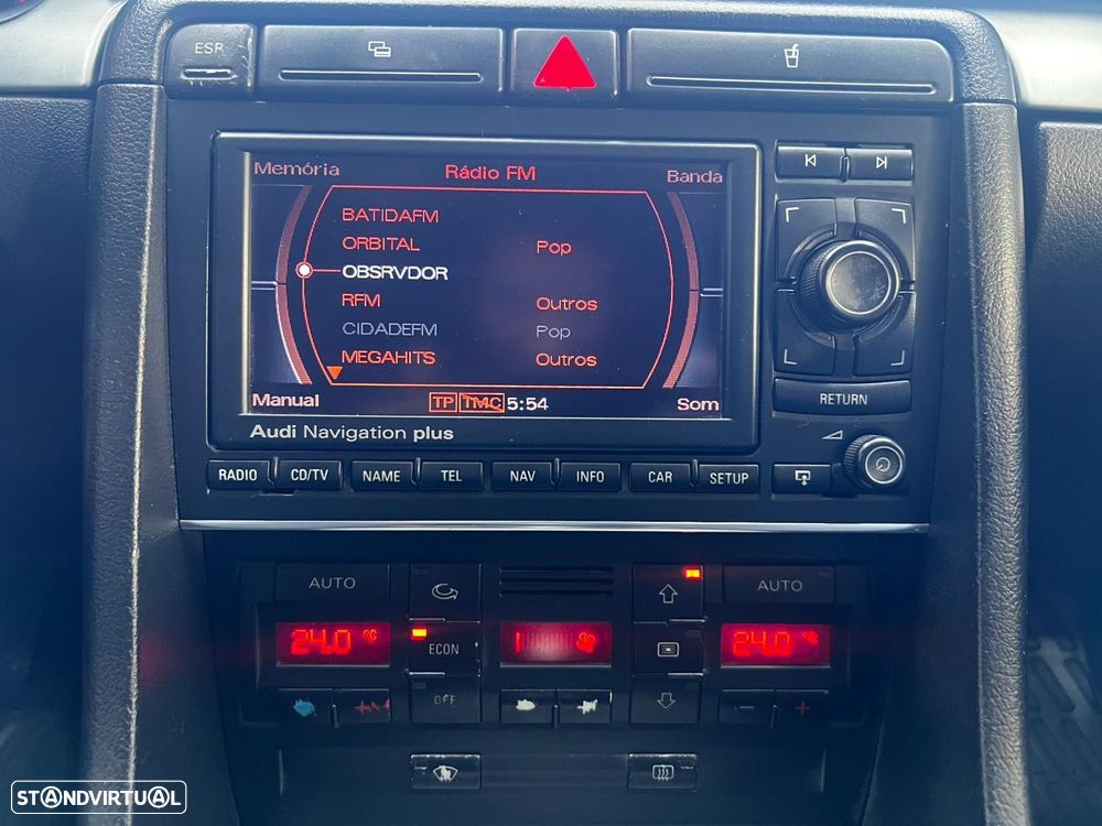 Audi A4 Avant 2.0 TDi S-line - 34