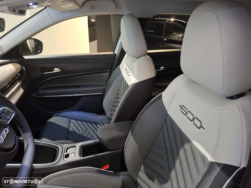 Fiat 600 1.2 Hybrid Icon - 5