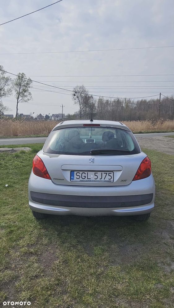 Peugeot 207 1.4 Presence - 6