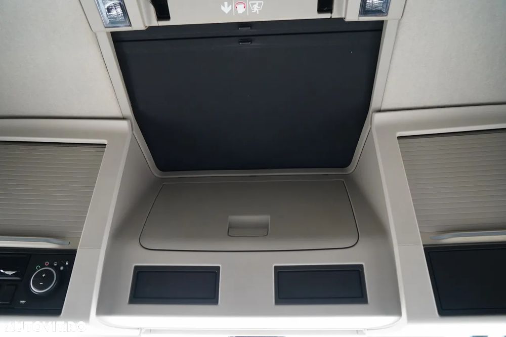 Volvo FH 460 / COMBINAȚIE TANDEM / 120 M3 / TRANSITION / I-SAVE / I-PARK COOL / DIRECȚIE CU RIDICARE AXLE / WIELTON / CORTINĂ ARMATĂ - 33