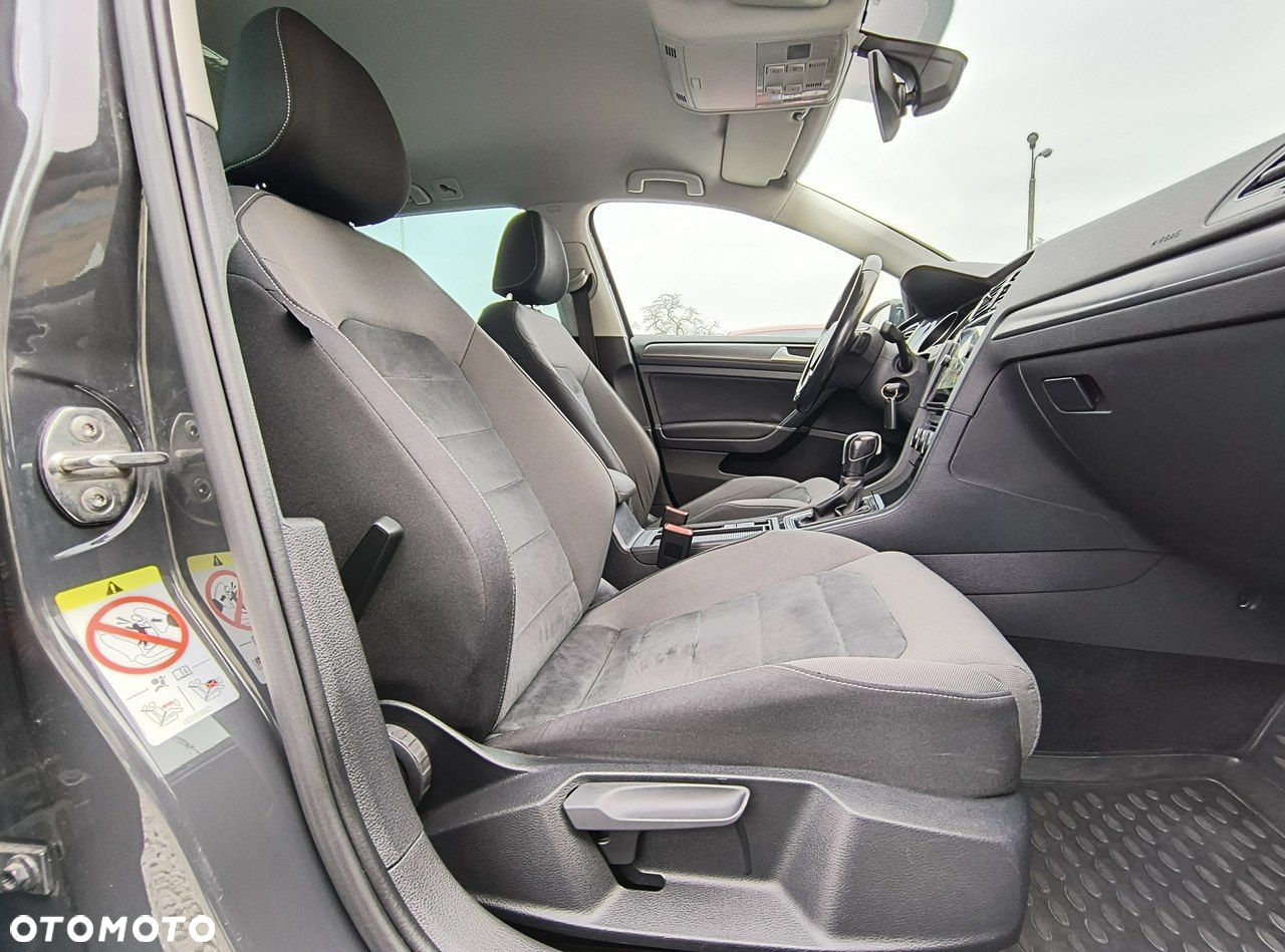 Volkswagen Golf 2.0 BlueTDI DSG Highline - 28
