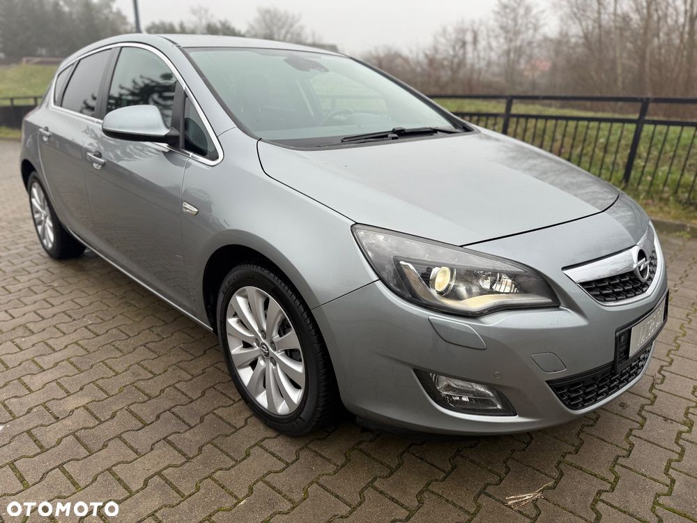 Opel Astra 1.4 Turbo Cosmo - 6