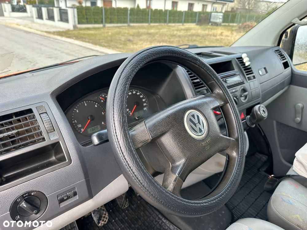 Volkswagen Transporter - 14