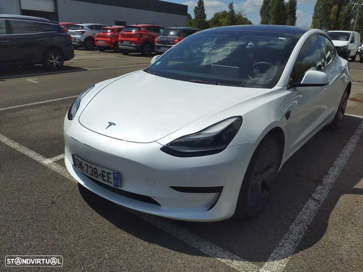 Tesla Model 3 - 1
