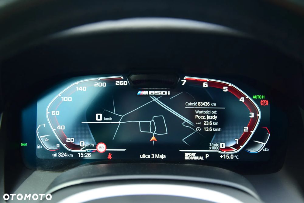 BMW Seria 8 - 31