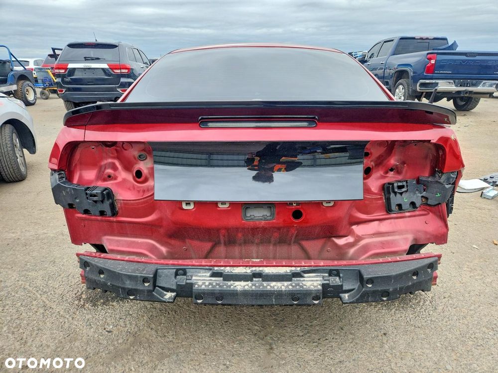 Ford Mustang 5.0 V8 GT - 6