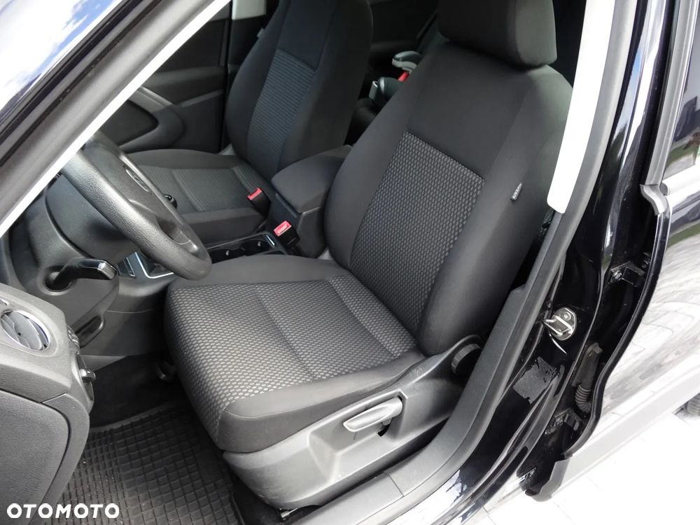 Volkswagen Tiguan - 21