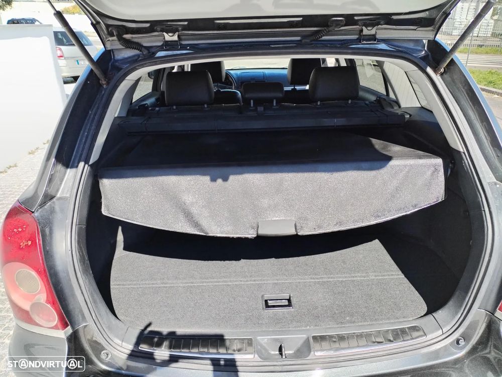 Toyota Avensis SW 2.0 D-4D GPS - 14