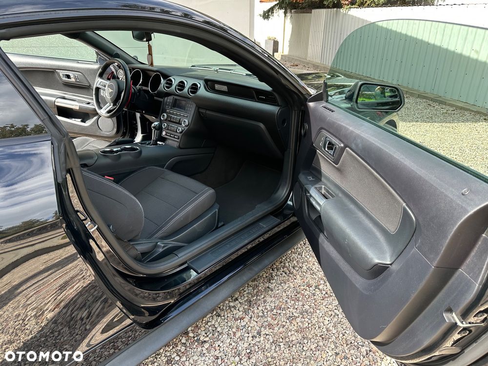 Ford Mustang 3.7 V6 - 9
