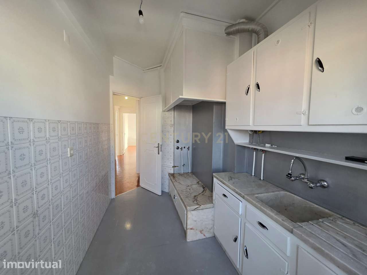 Arenda-se Apartamento T2 em São Domingos de Benfica, Lisboa - Grande imagem: 2/27