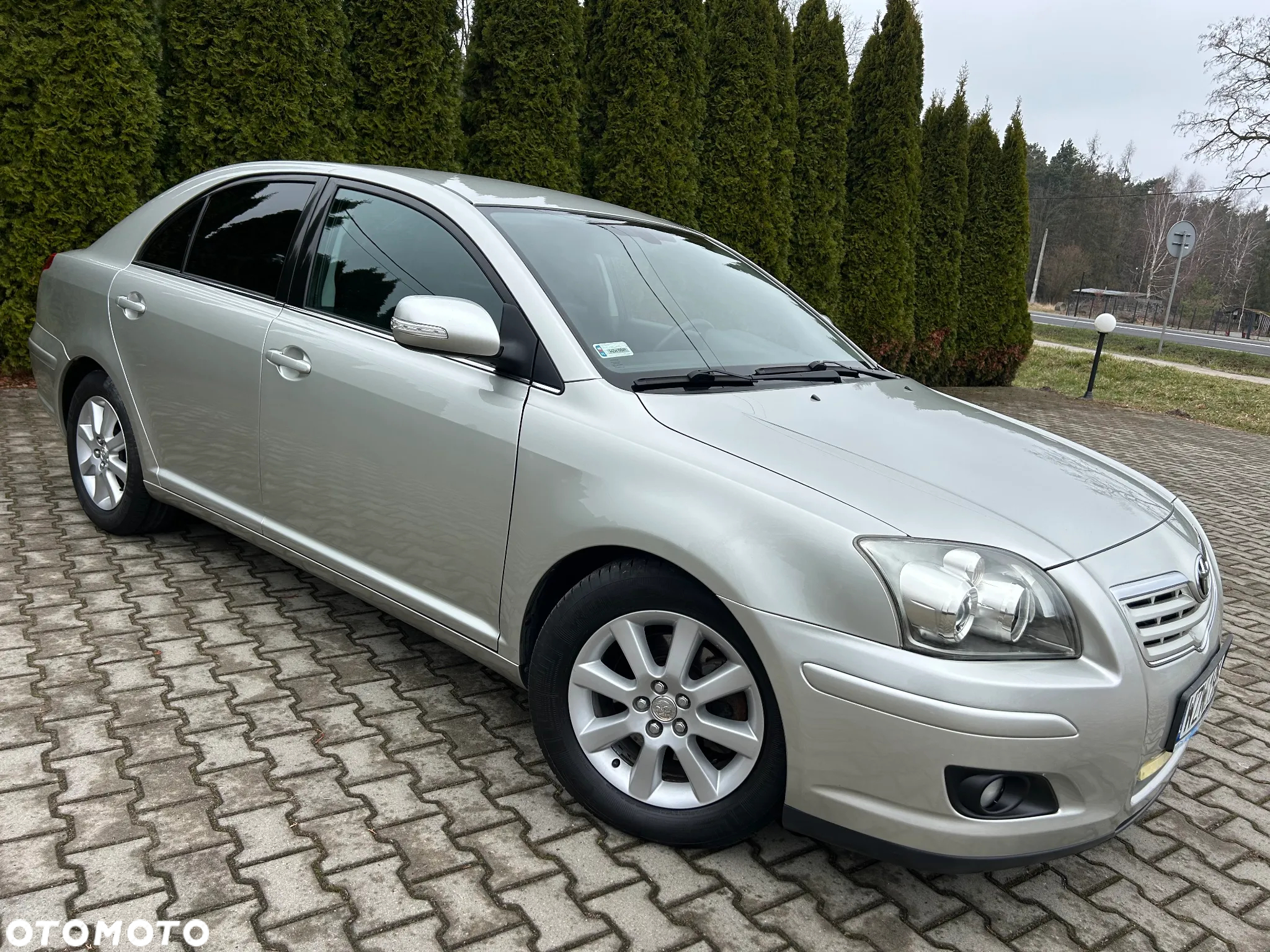 Toyota Avensis 2.0 D-4D - 4