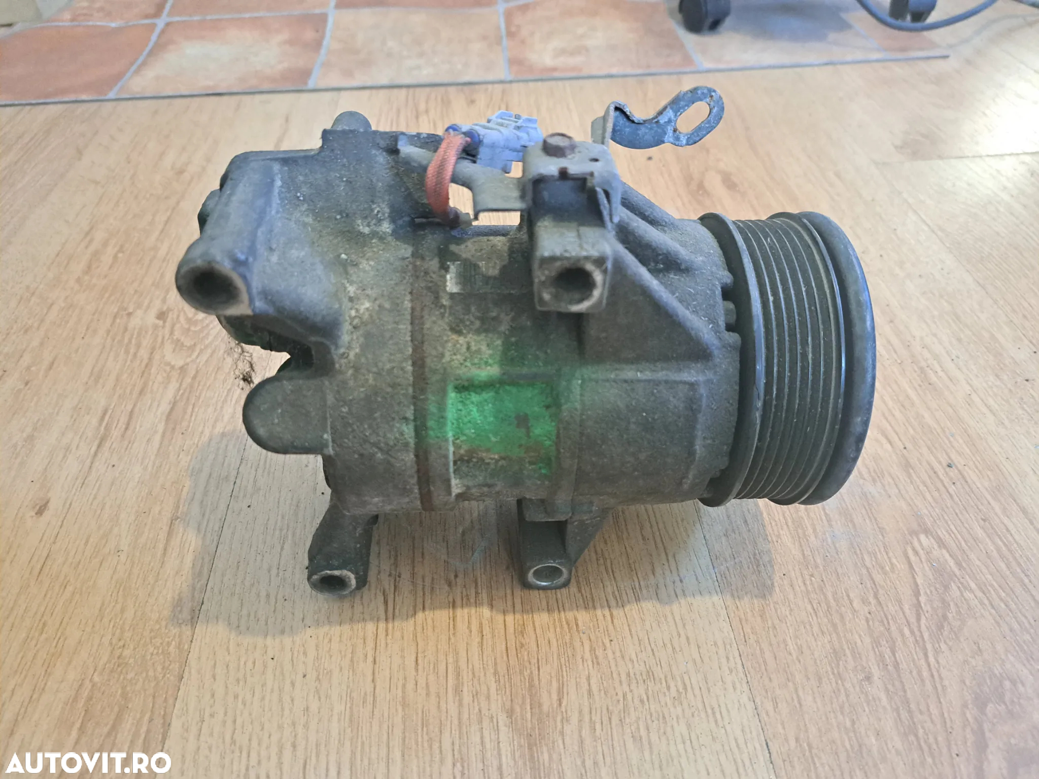 Compresor clima ac aer conditionat original Denso Toyota Yaris 1.0vvt-i 1.0gpl 1.3vvti 1.4 d-4d Auris 1.4 d-4d 2005-2011 6pk - 3