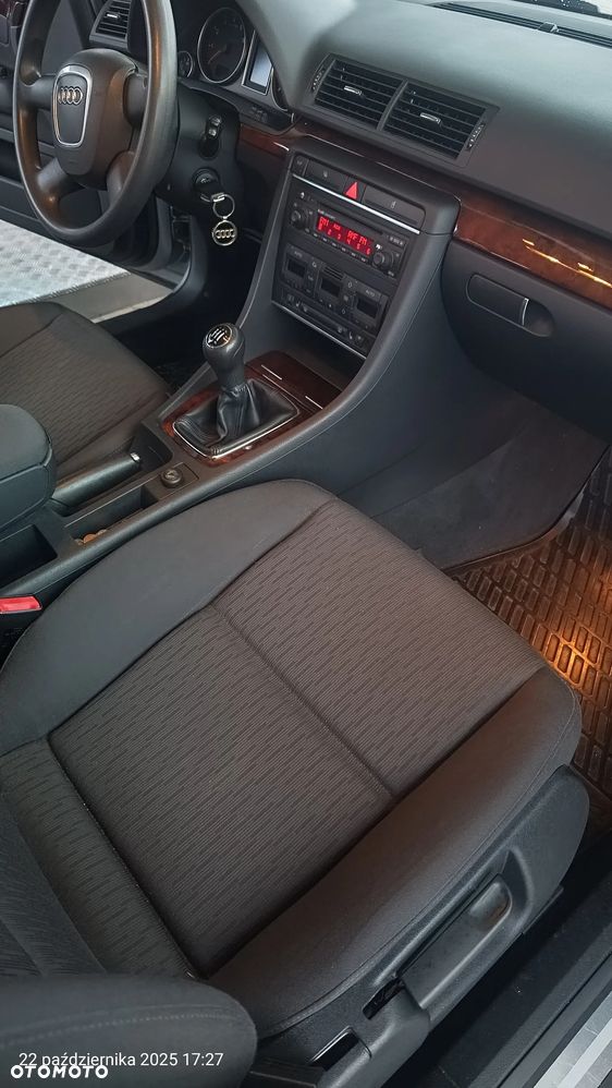 Audi A4 Limousine - 19