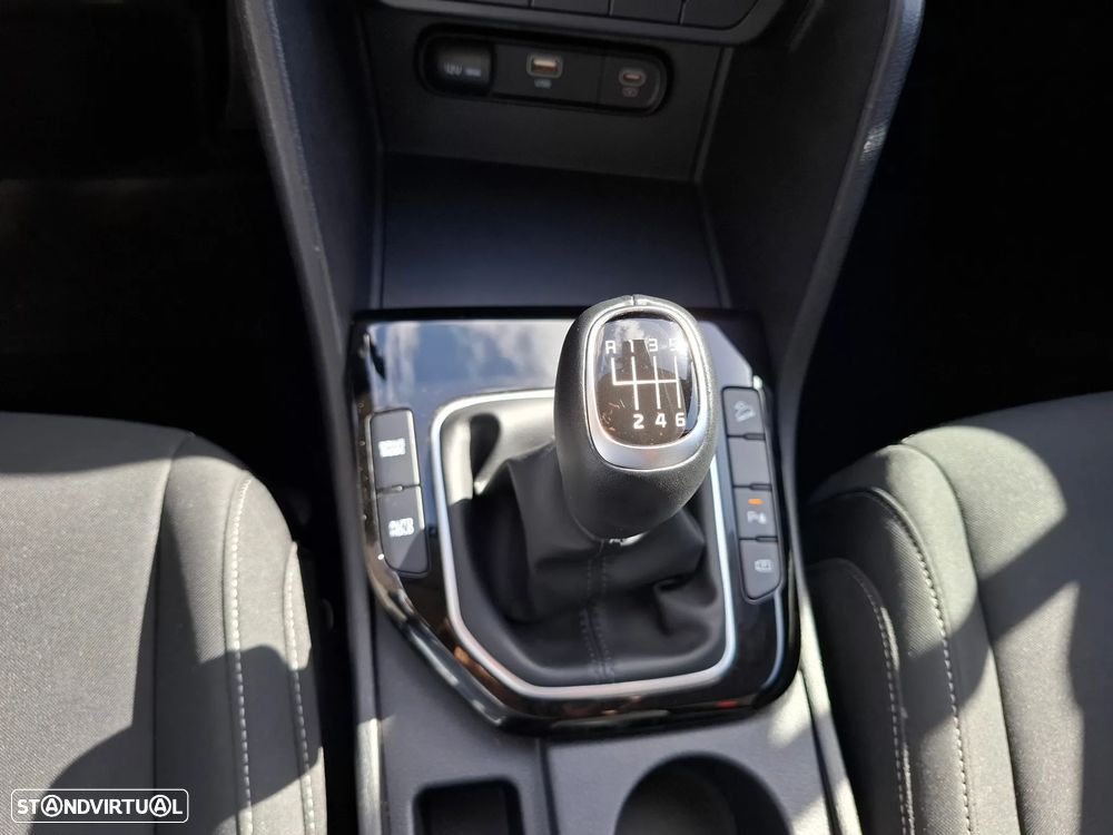Kia Sportage 1.6 T-GDi Drive - 24