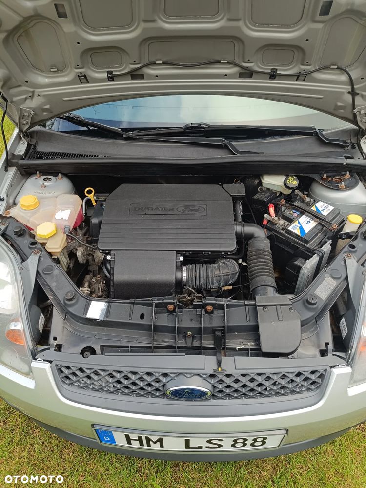 Ford Fiesta 1.3 - 14
