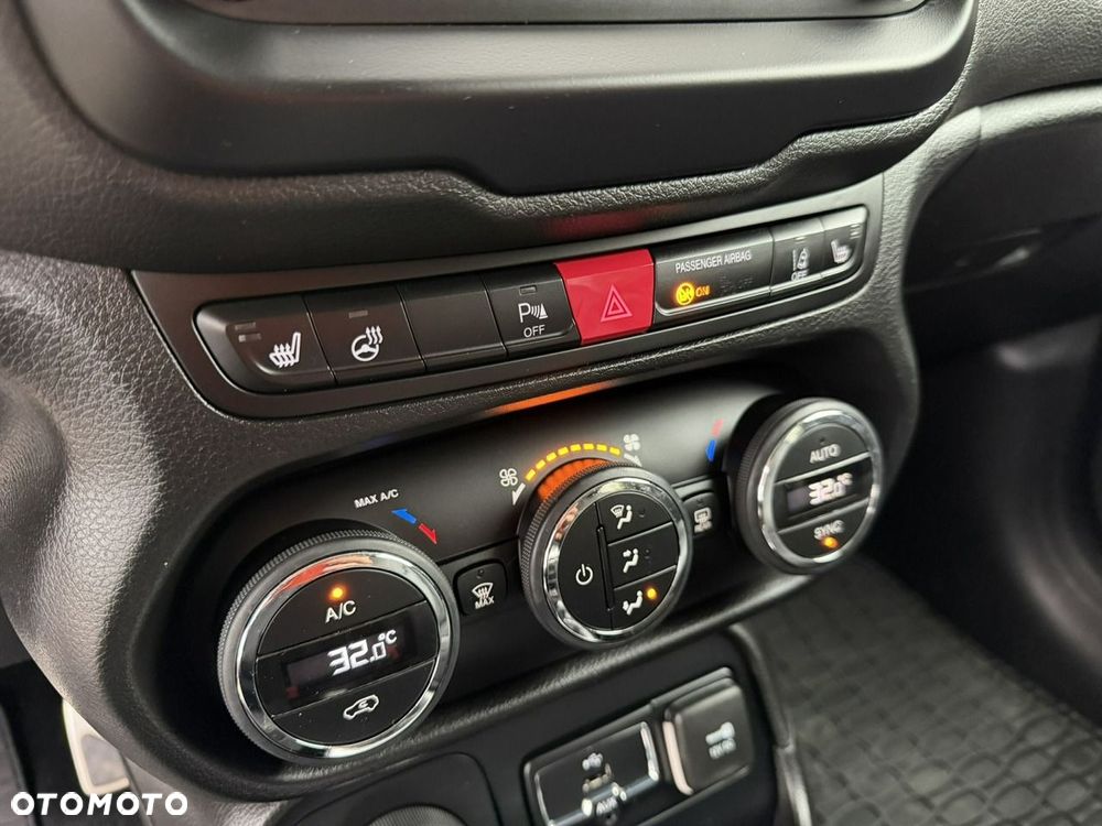 Jeep Renegade - 18