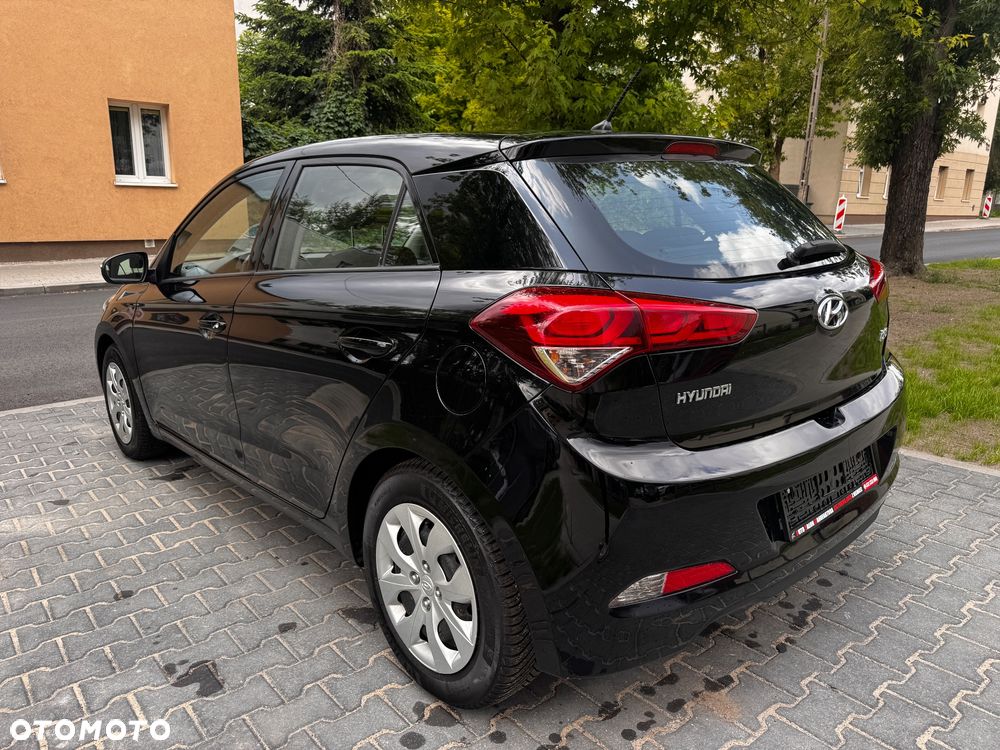 Hyundai i20 1.2 BlueDrive Classic + - 5