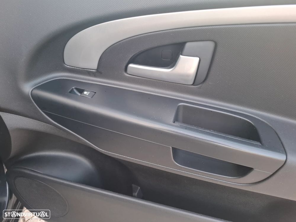 Kia Ceed 1.6 CRDi EX Eco - 38