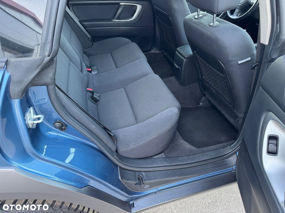 Subaru Outback 2.5i Active - 23