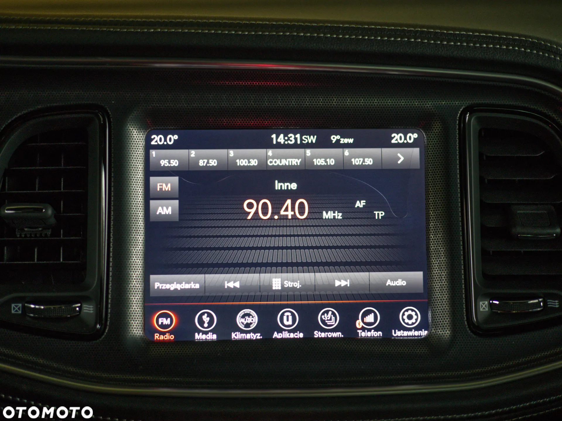 Dodge Challenger Automatik SXT Plus - 23