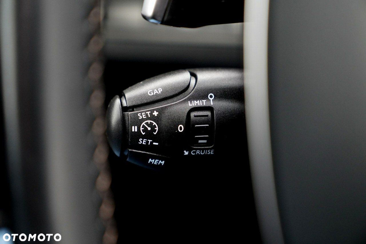 Peugeot 5008 BlueHDI 180 EAT8 GT - 36