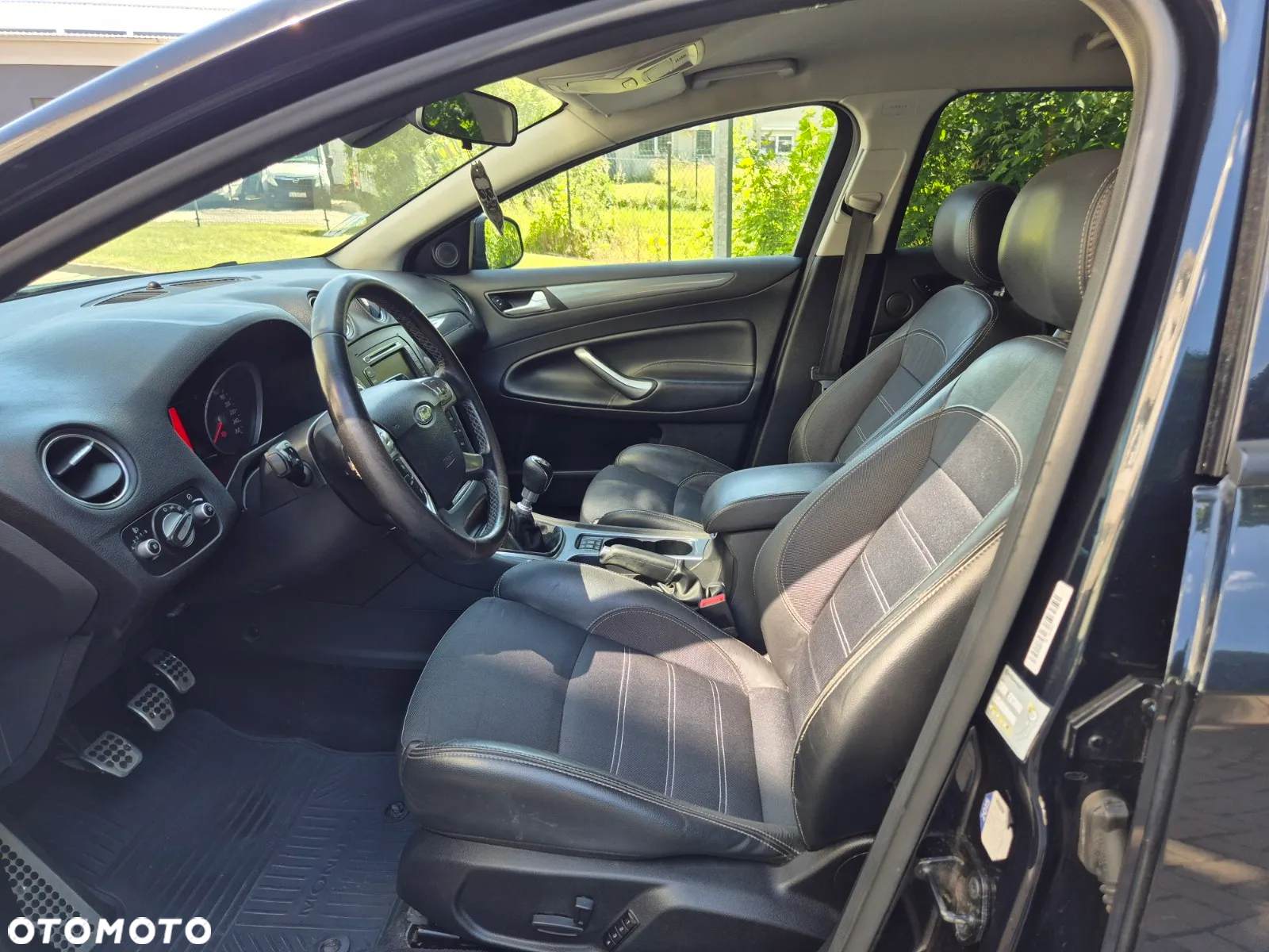 Ford Mondeo 2.0 TDCI Champions Edition - 6