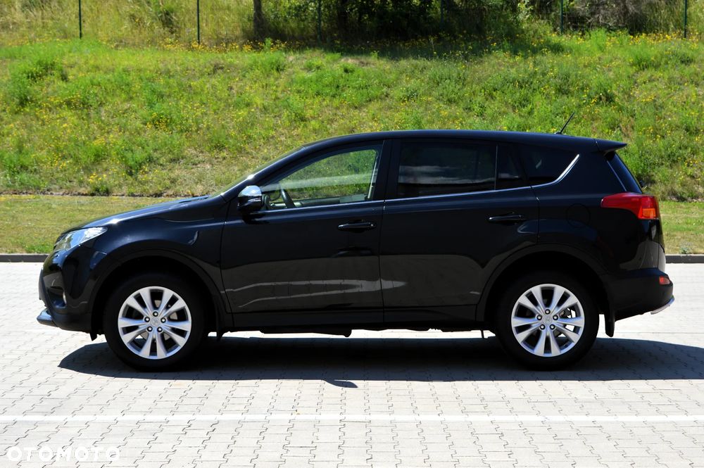 Toyota RAV4 2.2 D-4D Prestige - 24