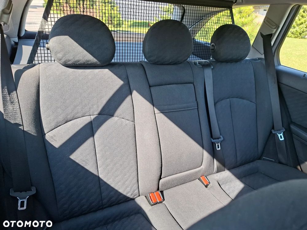 Mercedes-Benz Klasa E 200 Kompressor Automatik Classic - 21