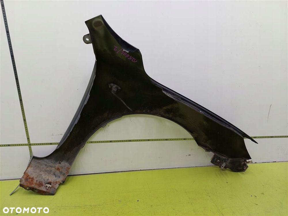 Błotnik przedni lewy Mazda 3 I 2003-2009 CZARNY 16W - 2