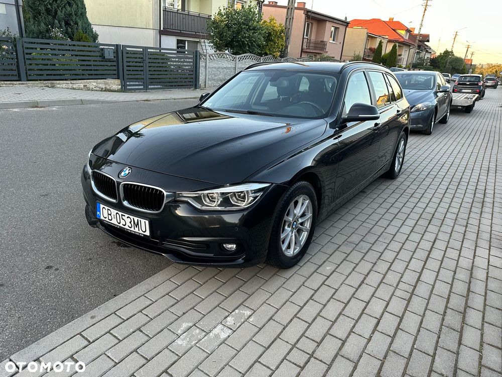 BMW Seria 3 318d Edition M Sport Shadow - 3