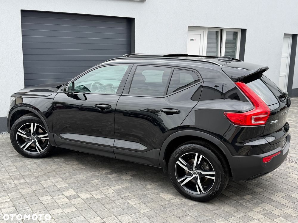 Volvo XC 40 B4 B AWD DKG RDesign - 17