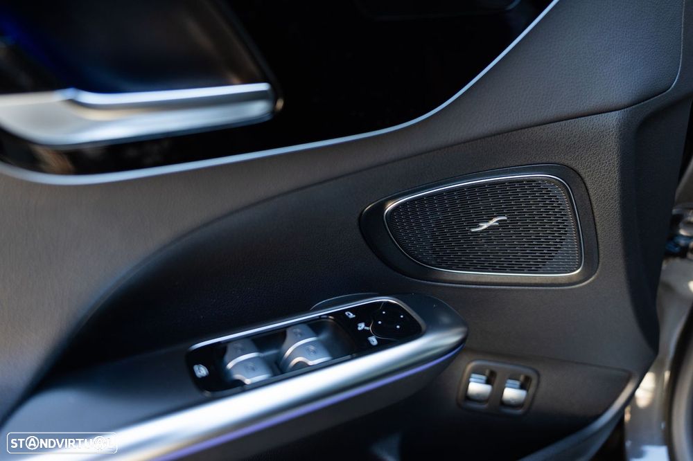 Mercedes-Benz C 300 e T 9G-TRONIC AMG Line - 28