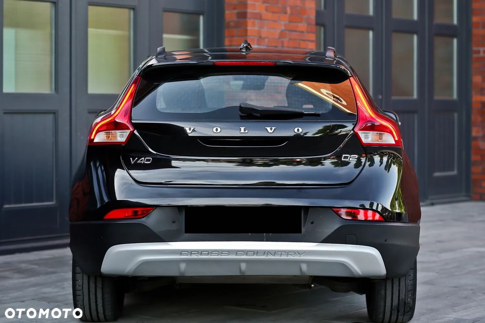 Volvo V40 Cross Country D3 Geartronic Momentum - 14