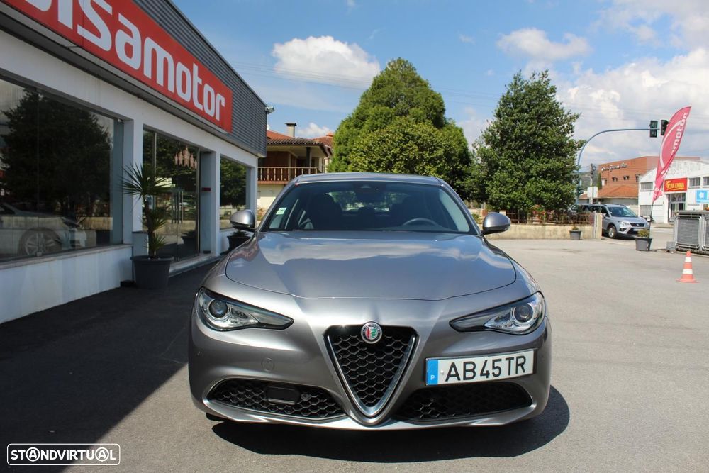 Alfa Romeo Giulia 2.2 D Super AT8 - 11