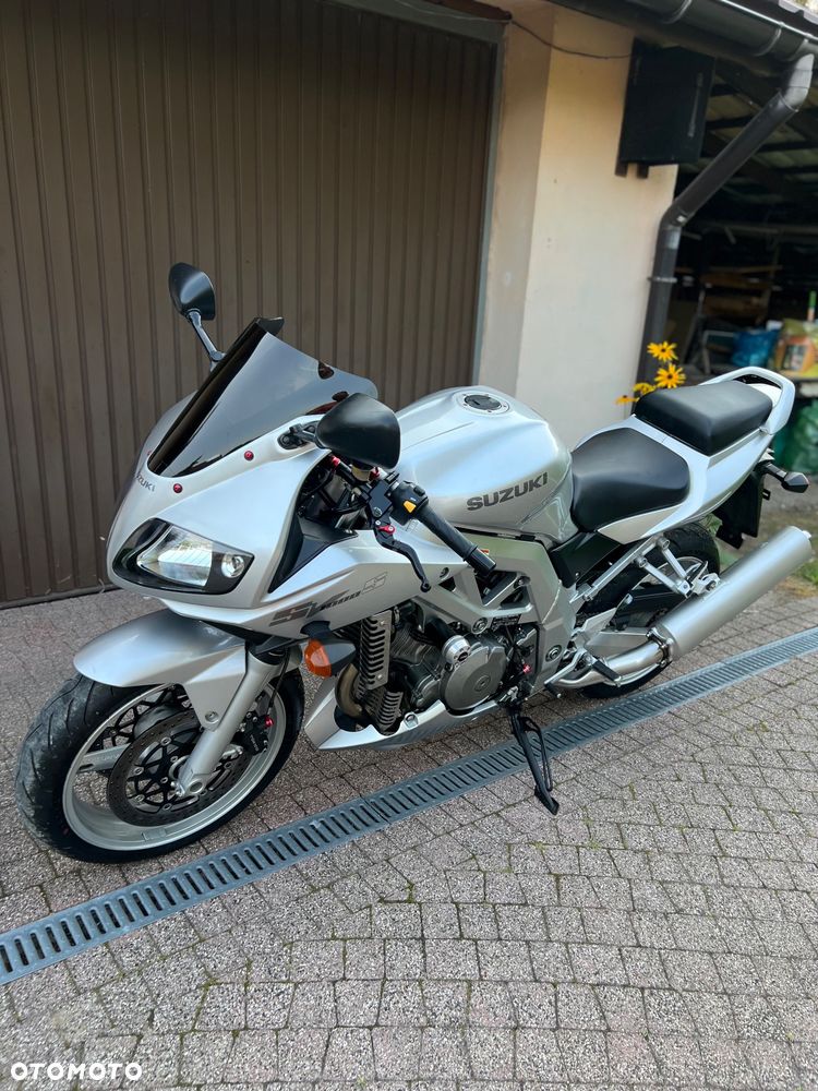 Suzuki SV - 4