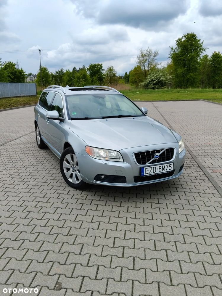 Volvo V70 - 1
