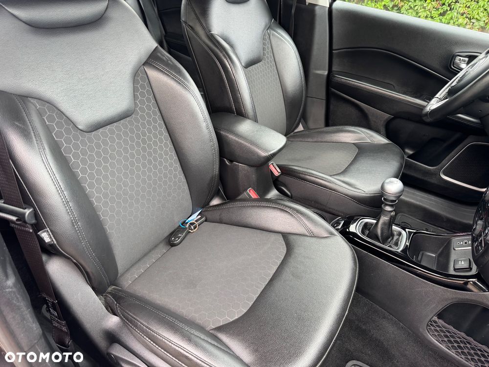 Jeep Compass 1.4 MultiAir Limited - 16