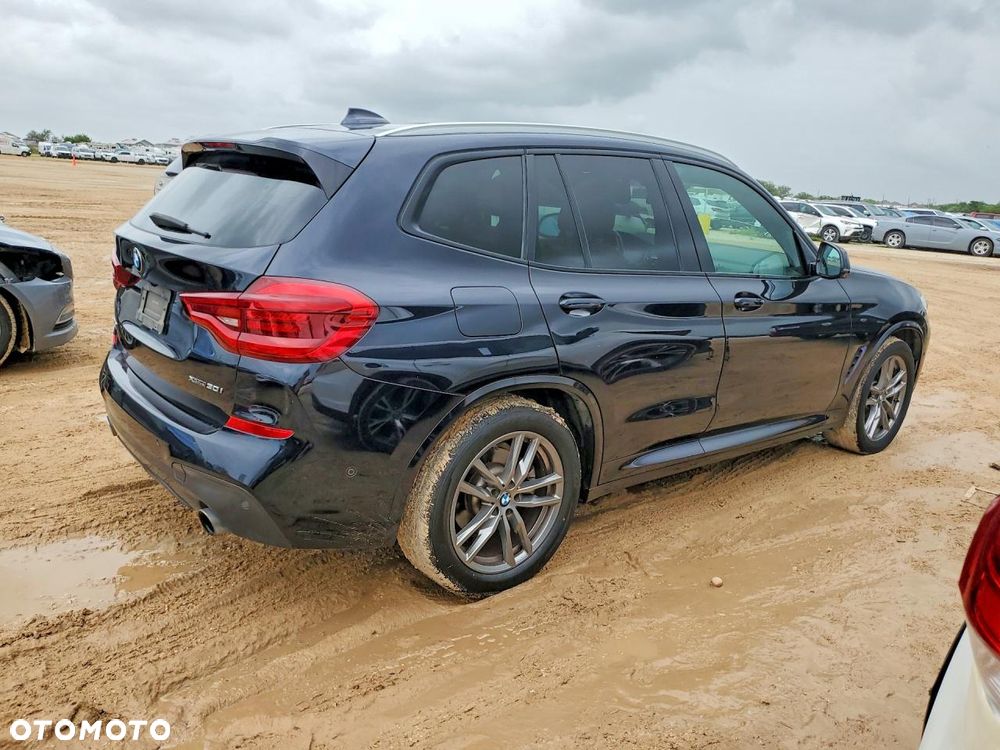 BMW X3 xDrive30i - 3